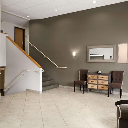 Hotel Super 8 By Wyndham Portland Airport Zewnętrze zdjęcie