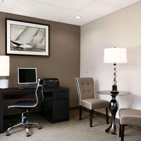 Hotel Super 8 By Wyndham Portland Airport Zewnętrze zdjęcie
