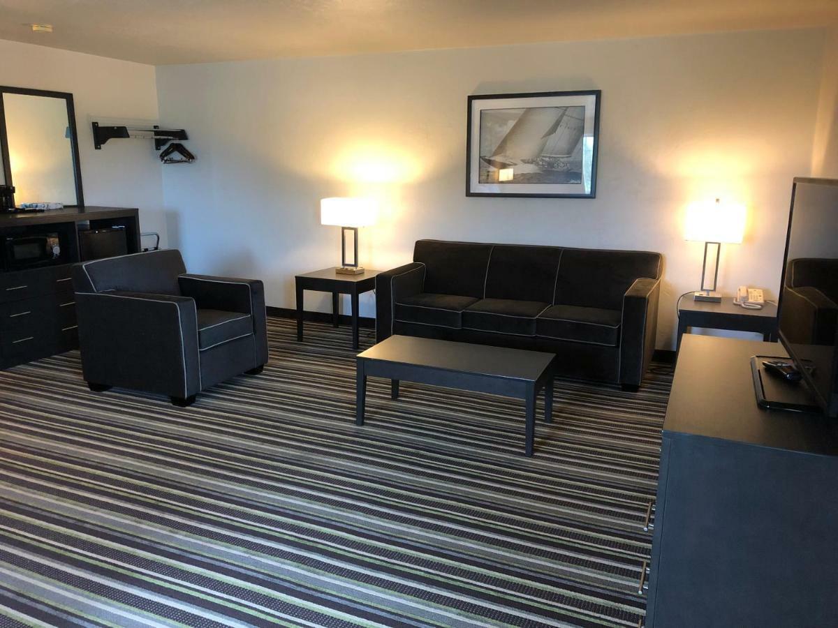 Hotel Super 8 By Wyndham Portland Airport Zewnętrze zdjęcie